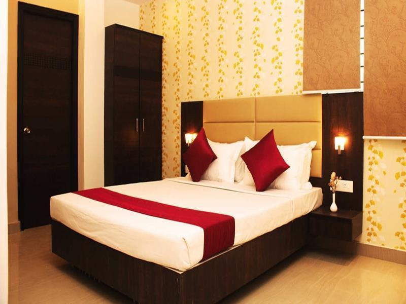 Crest Inn Kalküta Dış mekan fotoğraf
