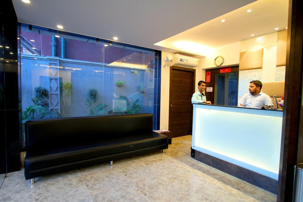 Crest Inn Kalküta Dış mekan fotoğraf