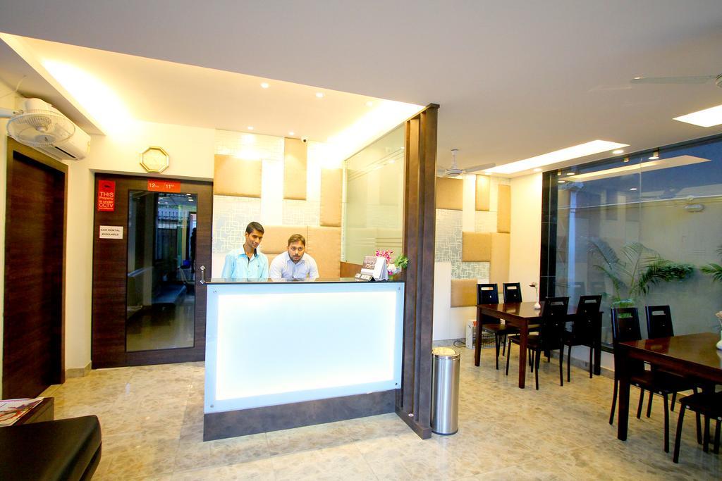 Crest Inn Kalküta Dış mekan fotoğraf